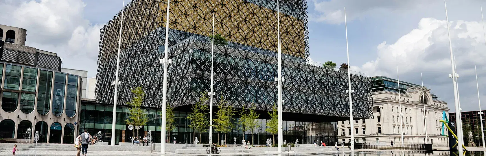 Coach Hire Birmingham – Your Local Coach, Minibus & Chauffeur Hire Experts