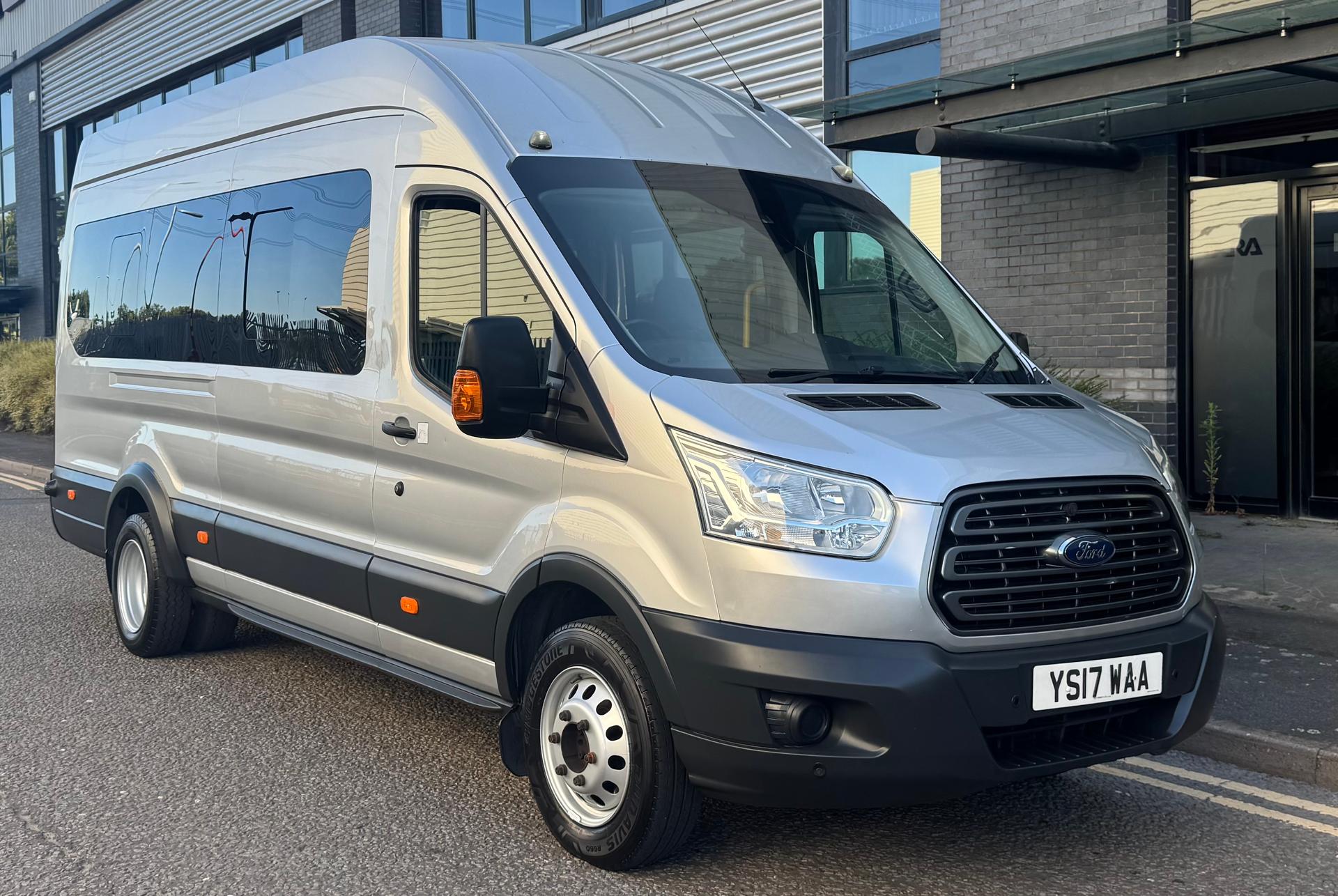 Standard Minibus