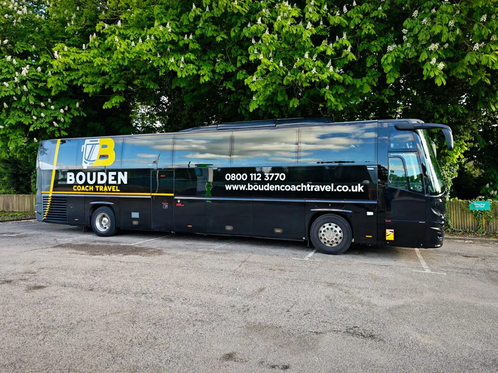 Standard Large capacity coaches